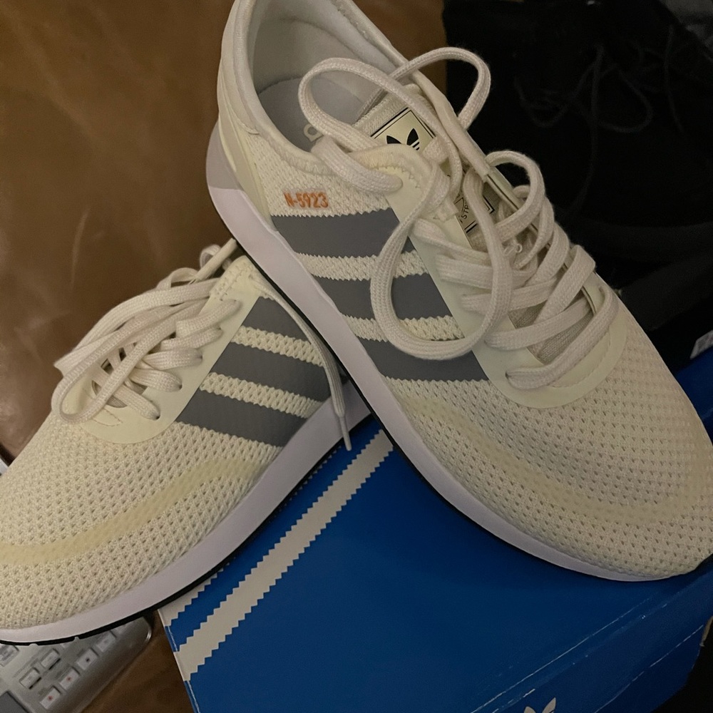 Men’s Adidas N-5923 Sneakers